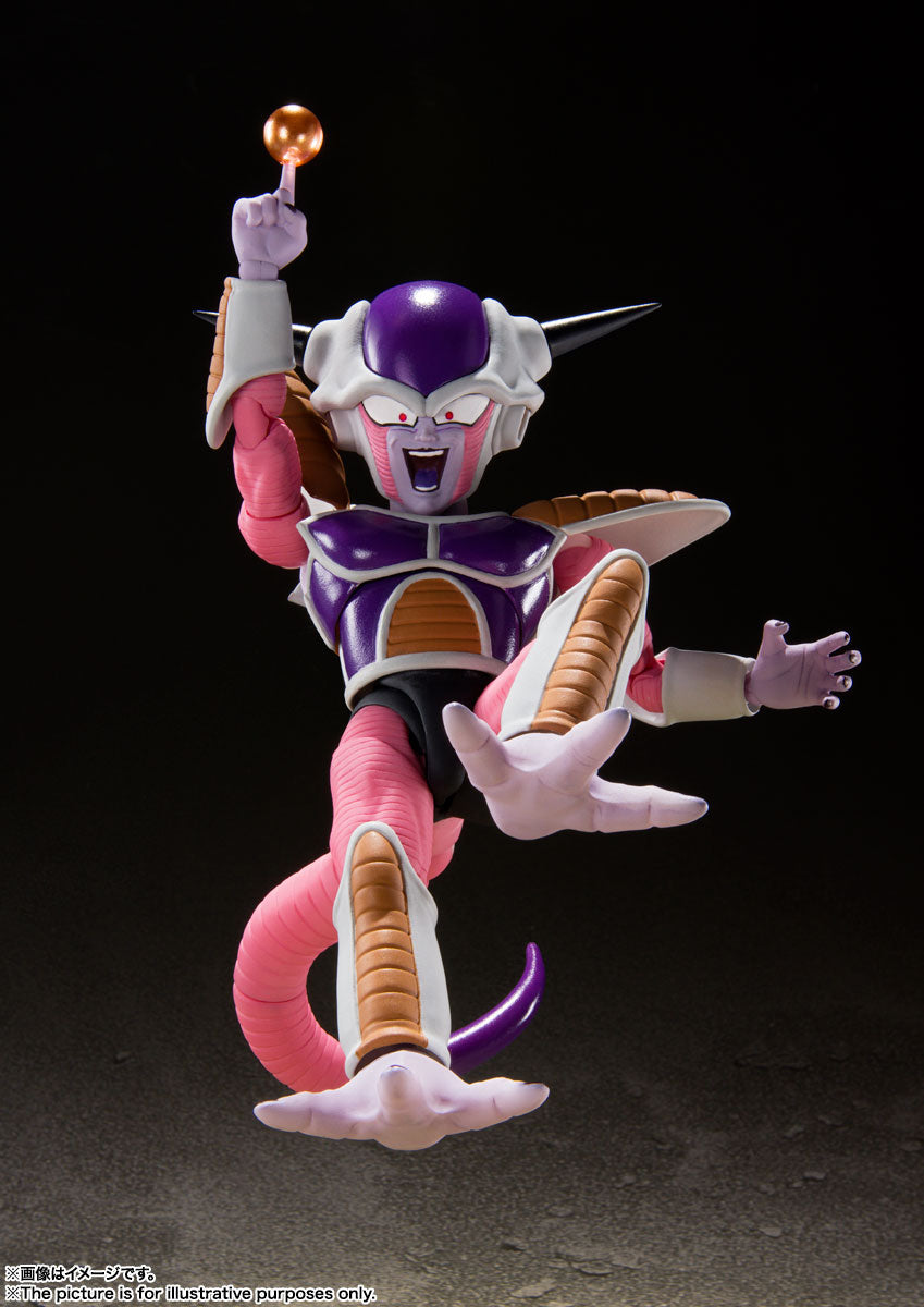 S.H.Figuarts Dragon Ball Z Frieza First Form and Pod Reissue Tamashii Nations Bandai