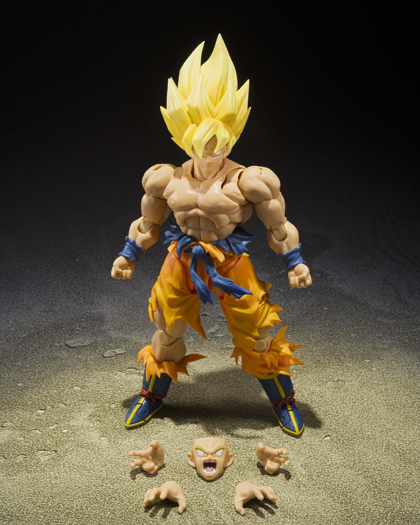 S.H.Figuarts Dragon Ball Son Goku Super Saiyan Legendary Super Saiyan Best Selection Tamashii Nations Bandai