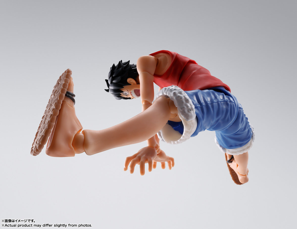S.H.Figuarts One Piece Monkey D Luffy Romance Dawn Tamashii Nations Bandai Action Figure